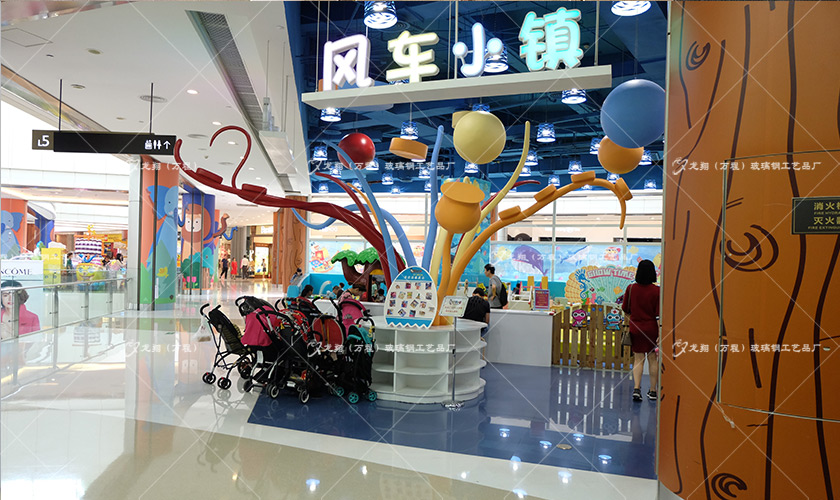 【玻璃钢雕塑】深圳玻璃钢雕塑厂家怎么选择？